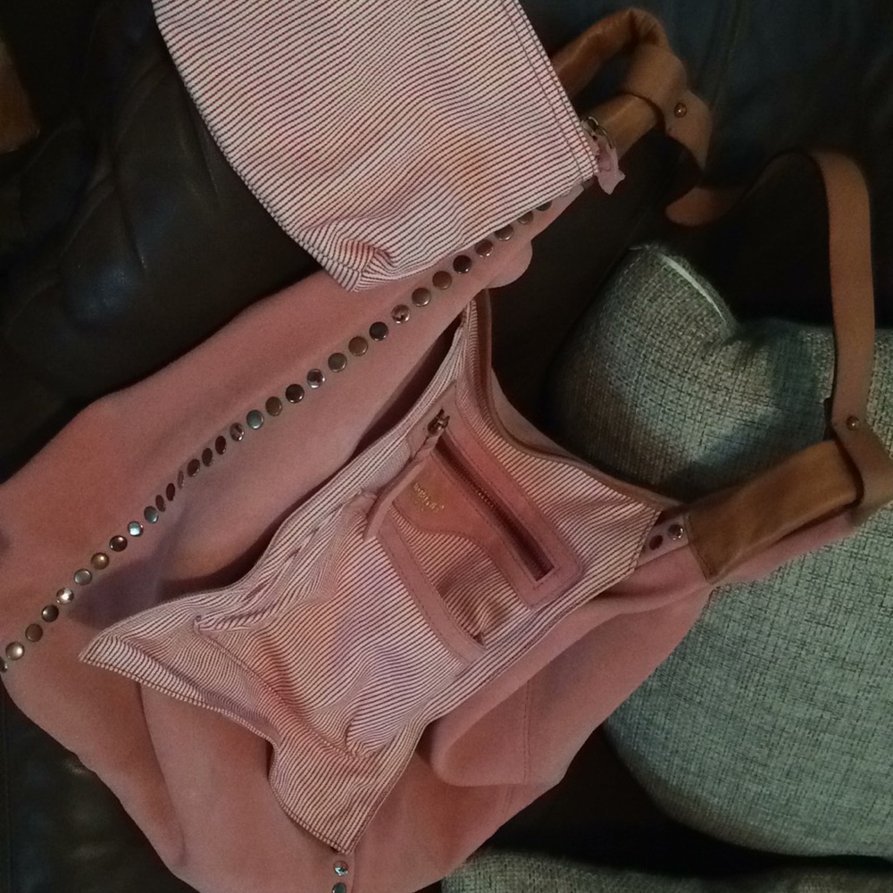 Suede Coral with genuine leather 👛